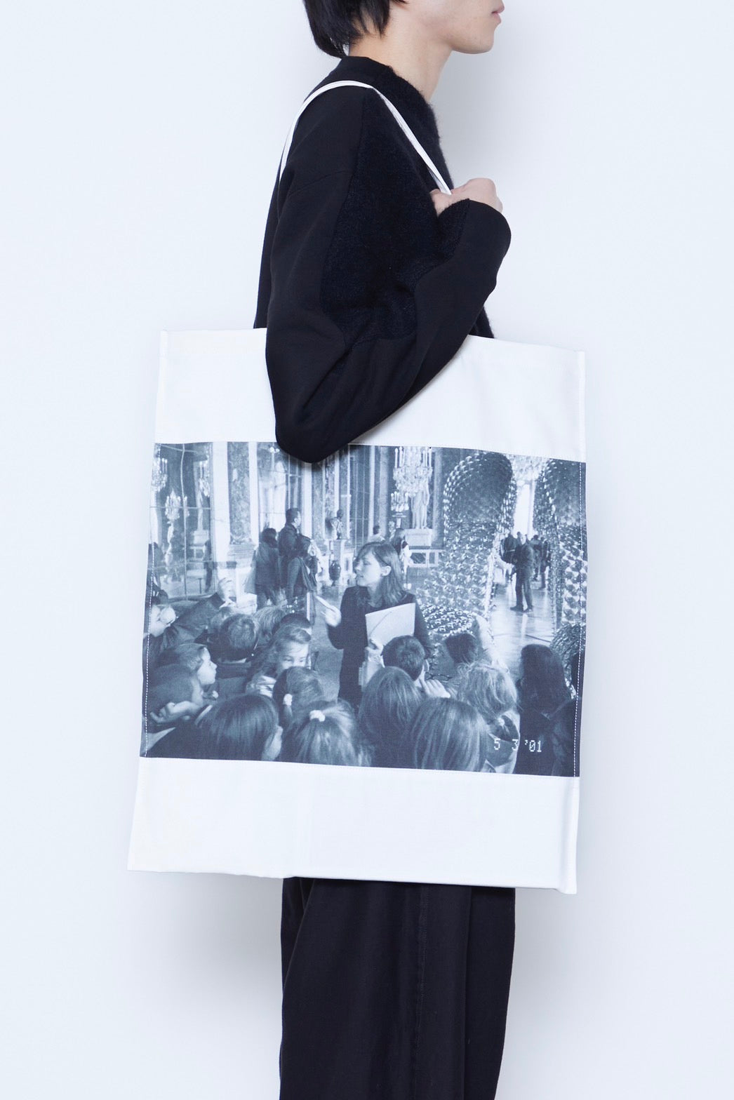 "MUSEUM SERIES" Printed Large Tote Photography by Kento Mori