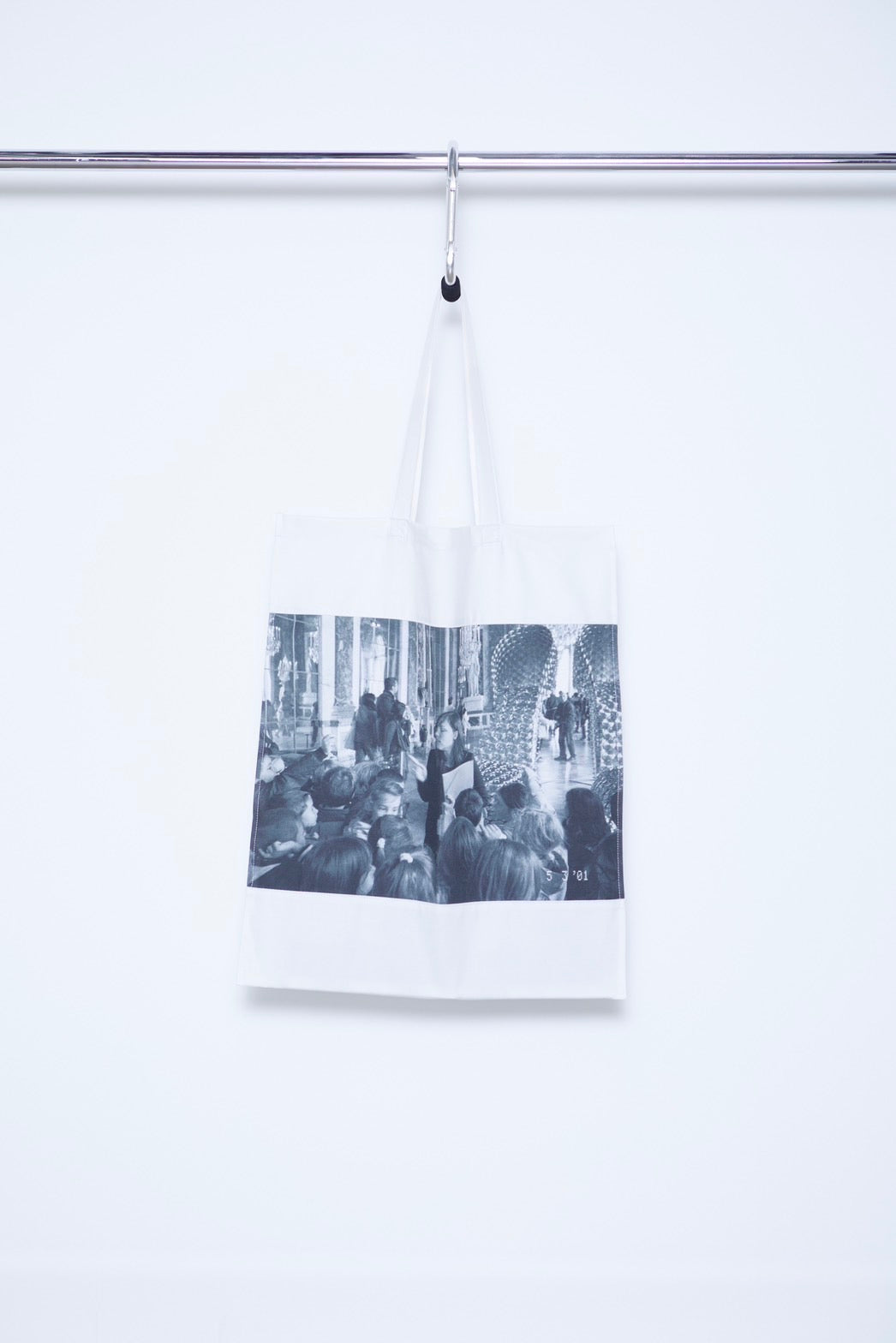 "MUSEUM SERIES" Printed Large Tote Photography by Kento Mori