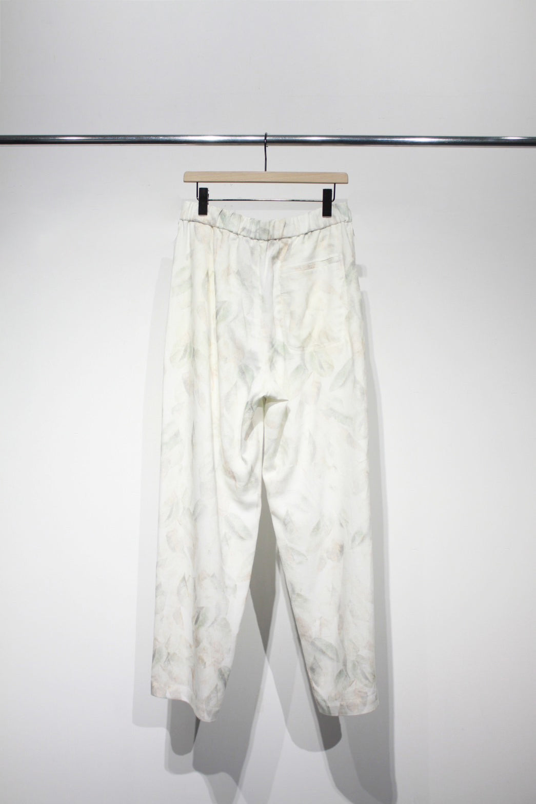 Leaf Patterned Easy Trousers