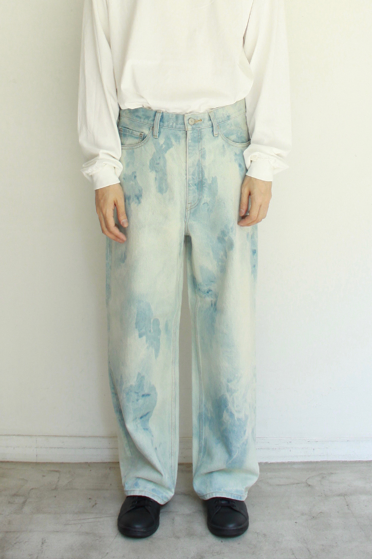Bleached Regular Jeans